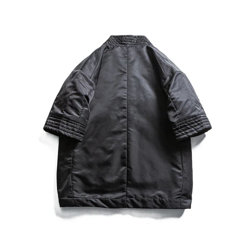 Unisex Gepolsterte Kimono-Jacke mit kurzem Ärmel und Taillengürtel Nord Taschen