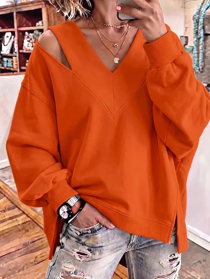 Damen Oversize-Sweatshirt mit V‑Ausschnitt und Cut-Out-Schulter Nord Taschen
