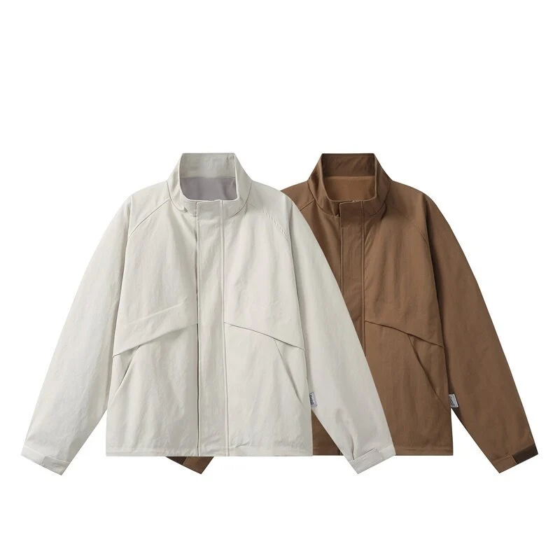 Herren Leichte Übergangsjacke im minimalistischen Field‑Style mit hohem Stehkragen und verdeckter Frontblende Nord Taschen