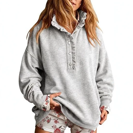 Damen Oversize-Sweatshirt mit Rüschenkragen und Druckknopfleiste Nord Taschen
