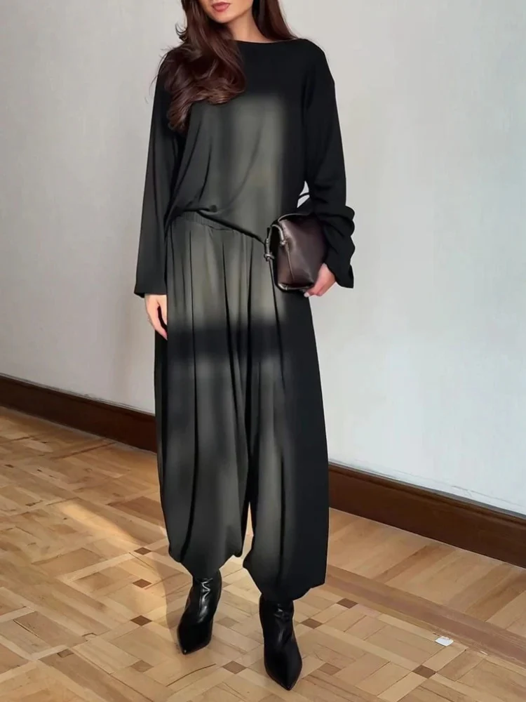 Damen Oversize-Seidiges Ensemble mit kastigem Oberteil und ballonförmiger Plissee-Hose Nord Taschen