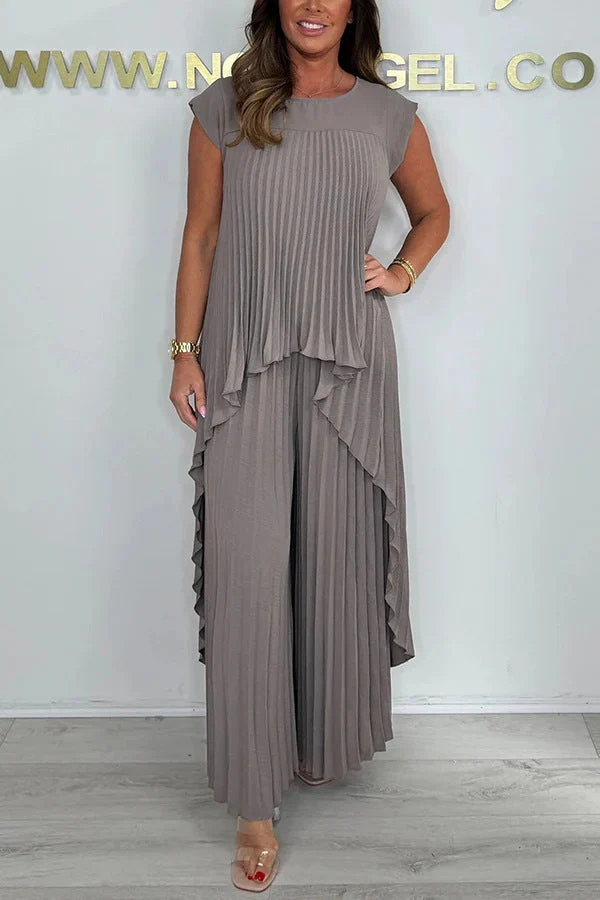 Damen elegantes Plissee-Jumpsuit mit asymmetrischem Saum und fließendem Design