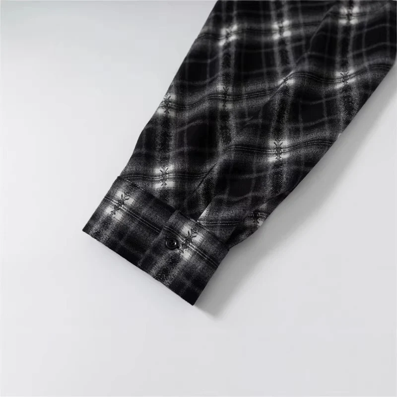 Damen Oversize-Flanellhemd mit asymmetrischem Saum Nord Taschen