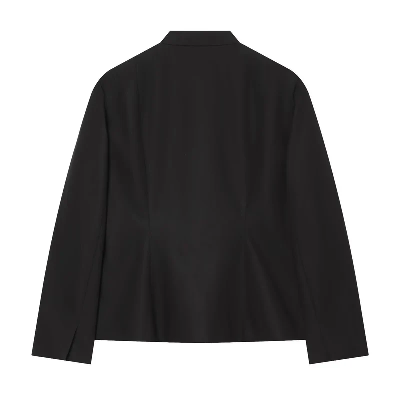Damen Taillierter Kurzblazer mit Mandarin-Stehkragen und dekorativen Froschverschlüssen Nord Taschen