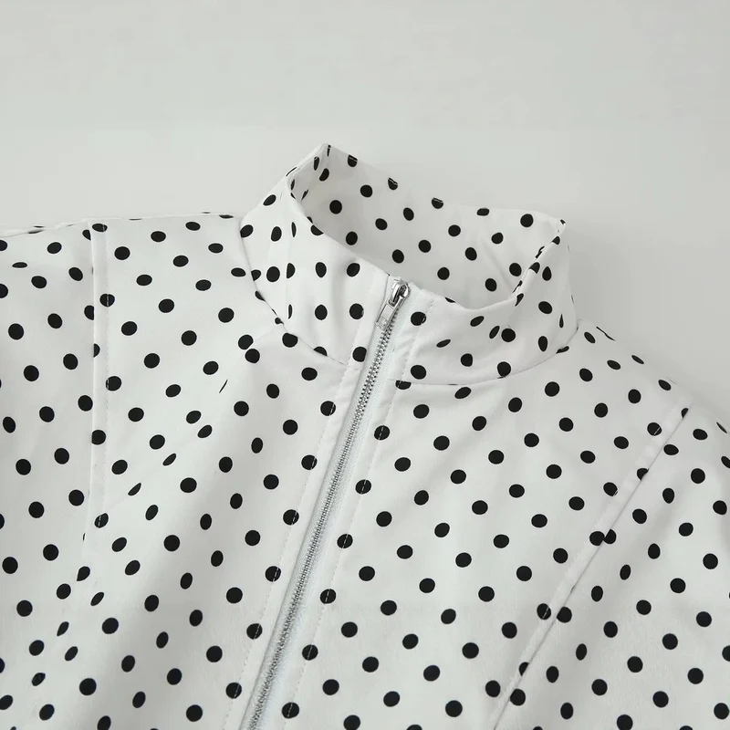 Damen Cropped Blousonjacke im Retro-Punkteprint mit Stehkragen und figurgebenden Teilnähten Nord Taschen