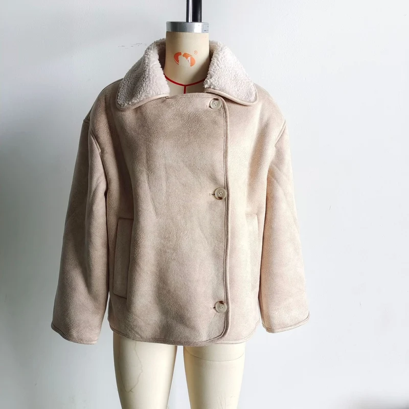 Damen Boxy Jacke in Lammfelloptik mit Teddyfutter und großem Umlegekragen Nord Taschen