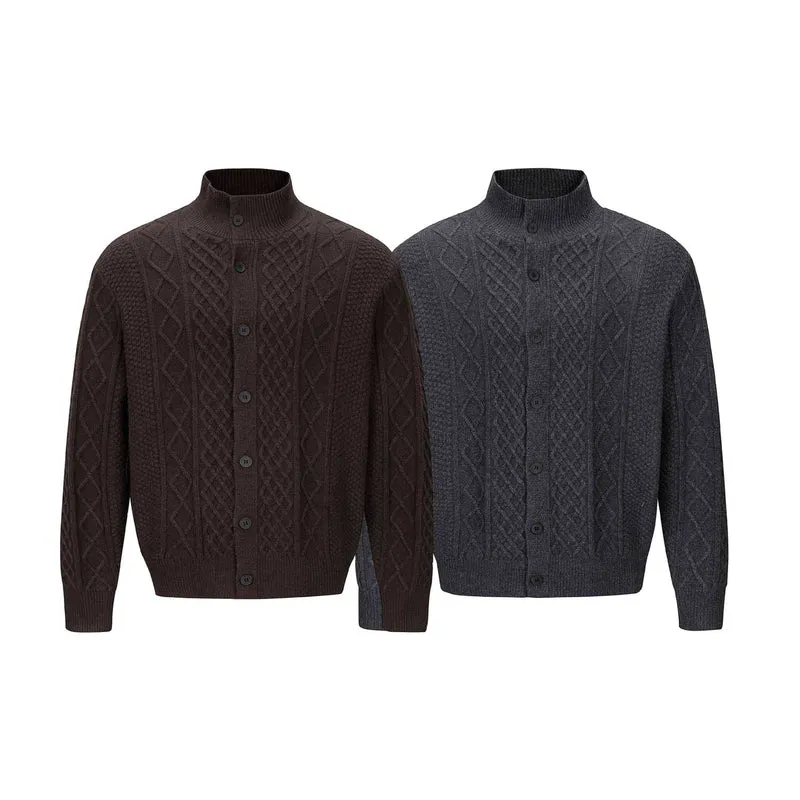 Herren Strickcardigan mit Zopfmuster, Stehkragen und knöpfbarer Front Nord Taschen