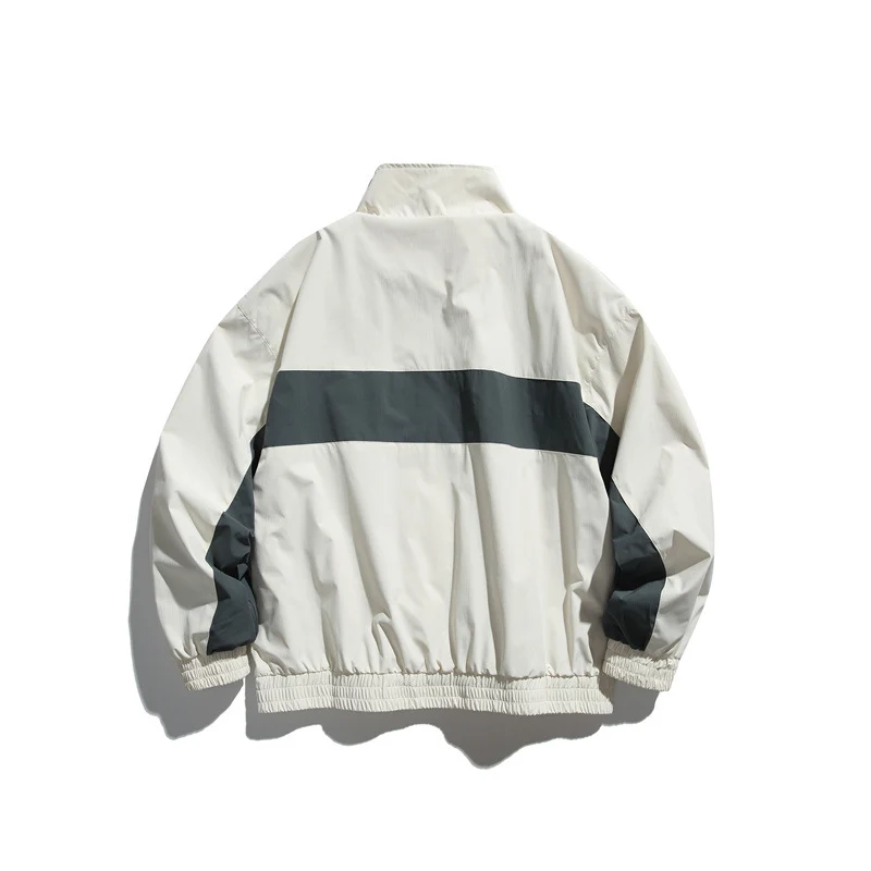 Herren Sportliche Retro-Trainingsjacke mit Streifendetail und Stehkragen Nord Taschen