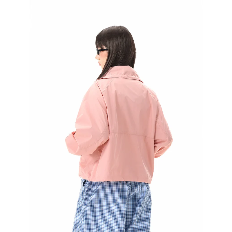 Damen Leichte Cropped Übergangsjacke mit hohem Stehkragen und Reißverschlusstaschen Nord Taschen