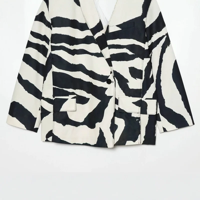 Damen Oversize-Blazer mit Zebra-Print, Ein-Knopf-Verschluss und aufgesetzten Pattentaschen Nord Taschen