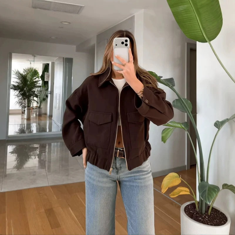 Damen Boxy Cropped Utility-Jacke mit Reißverschluss Pattentaschen und elastischem Saum Nord Taschen