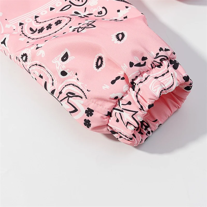 Damen bedruckte leichte Kapuzen‑Windjacke im Bandana‑/Paisley‑Muster Nord Taschen