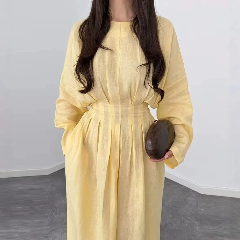 Damen Maxikleid mit plissierten Oberteilfalten, weitem Rock und langen Glockenärmeln Nord Taschen
