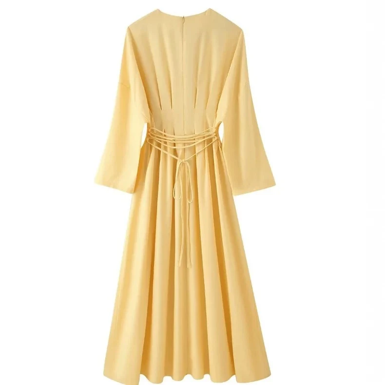 Damen Maxikleid mit plissierten Oberteilfalten, weitem Rock und langen Glockenärmeln Nord Taschen