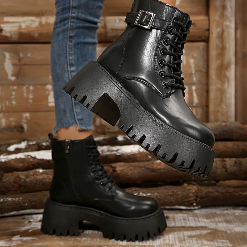 Damen Robuste Schnürstiefel mit Stylischem Profilsohle Avellé