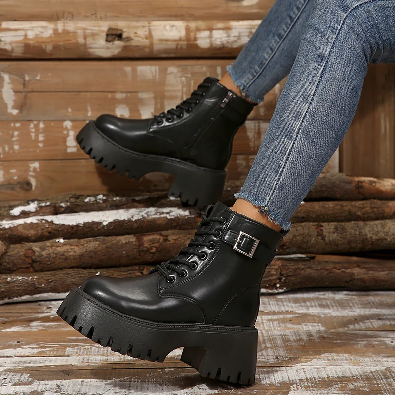 Damen Robuste Schnürstiefel mit Stylischem Profilsohle Avellé