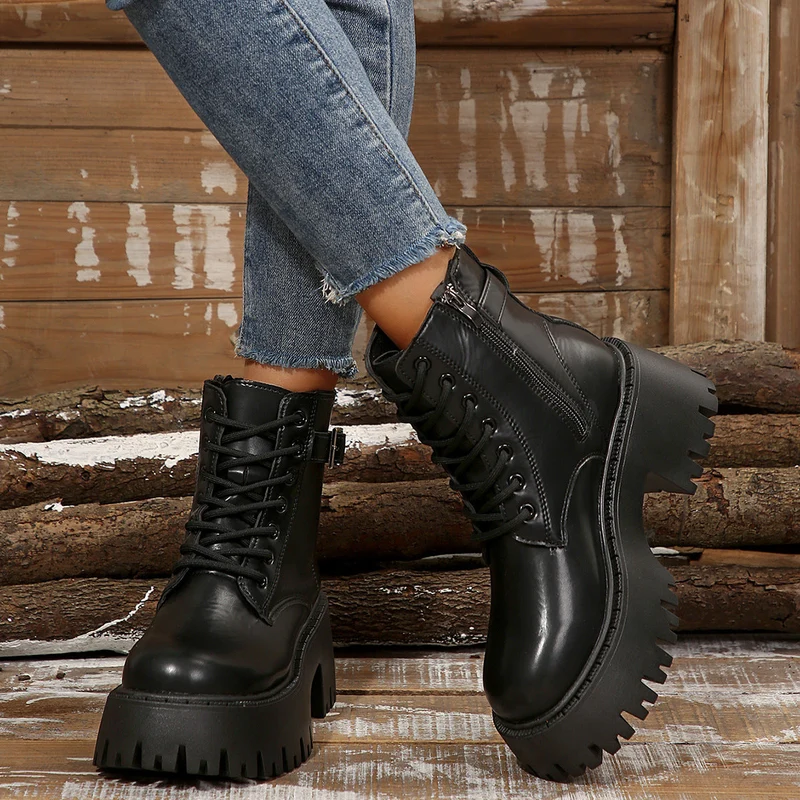Damen Robuste Schnürstiefel mit Stylischem Profilsohle Avellé