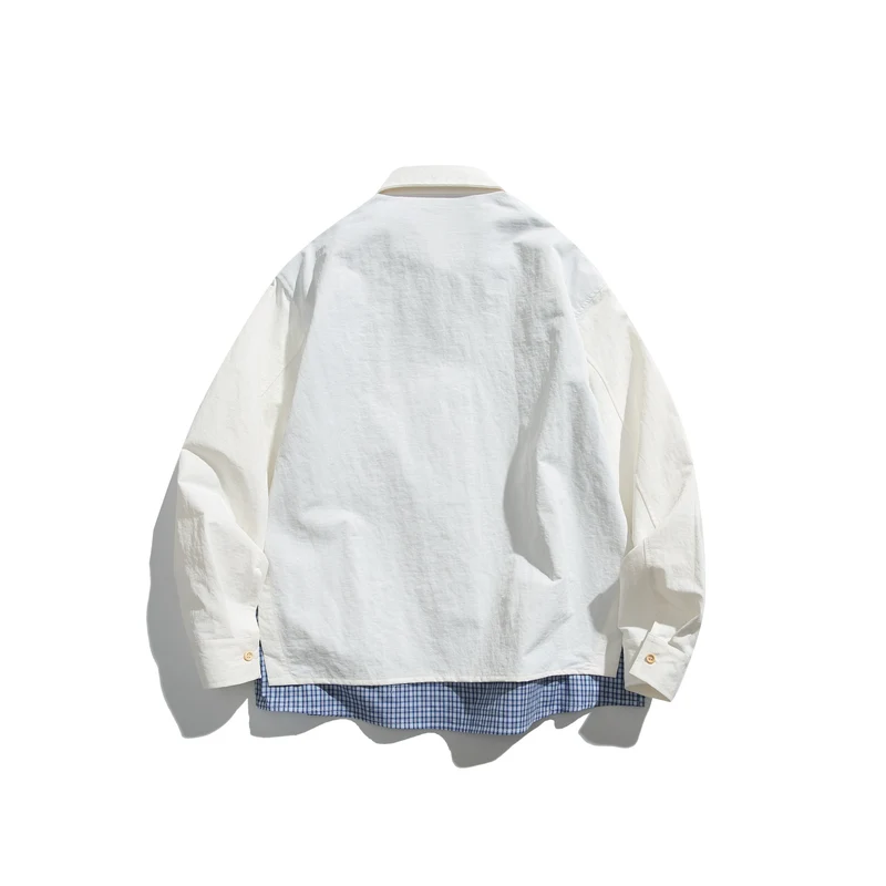 Herren Boxy-Overshirt im Layer-Look mit kariertem Innenfutter, Brusttasche und Holzknöpfen Nord Taschen