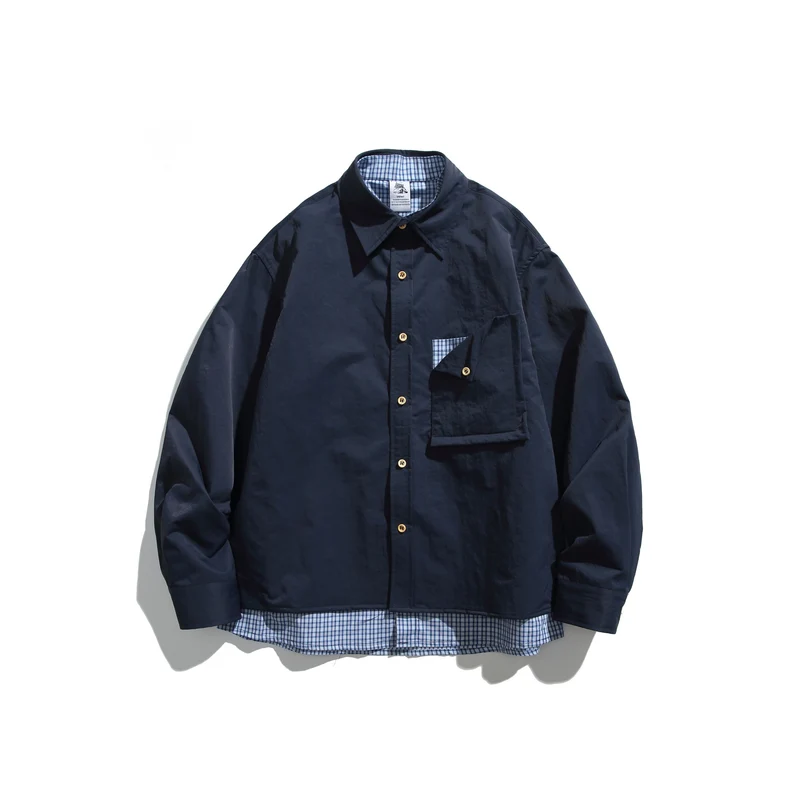 Herren Boxy-Overshirt im Layer-Look mit kariertem Innenfutter, Brusttasche und Holzknöpfen Nord Taschen