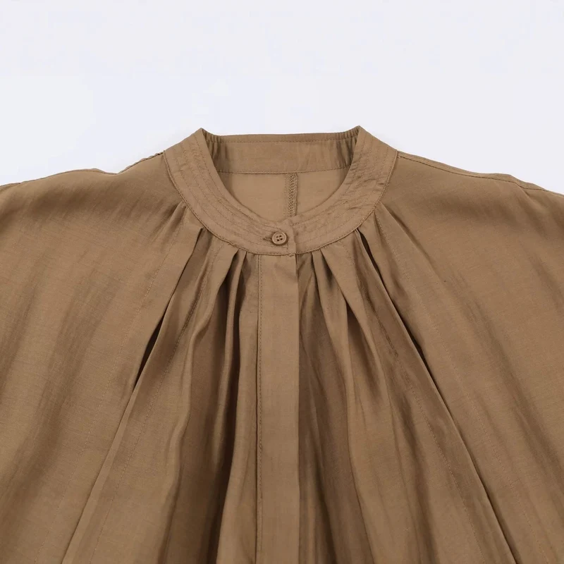 Damen Leichte plissierte Blousonjacke mit Stehkragen und Smokbund Nord Taschen