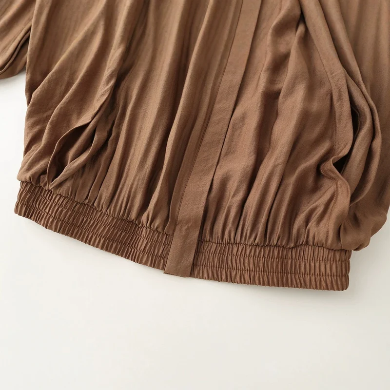 Damen leichte Blouson‑Jacke mit Faltenfront, Stehkragen und Gummizugsaum Nord Taschen
