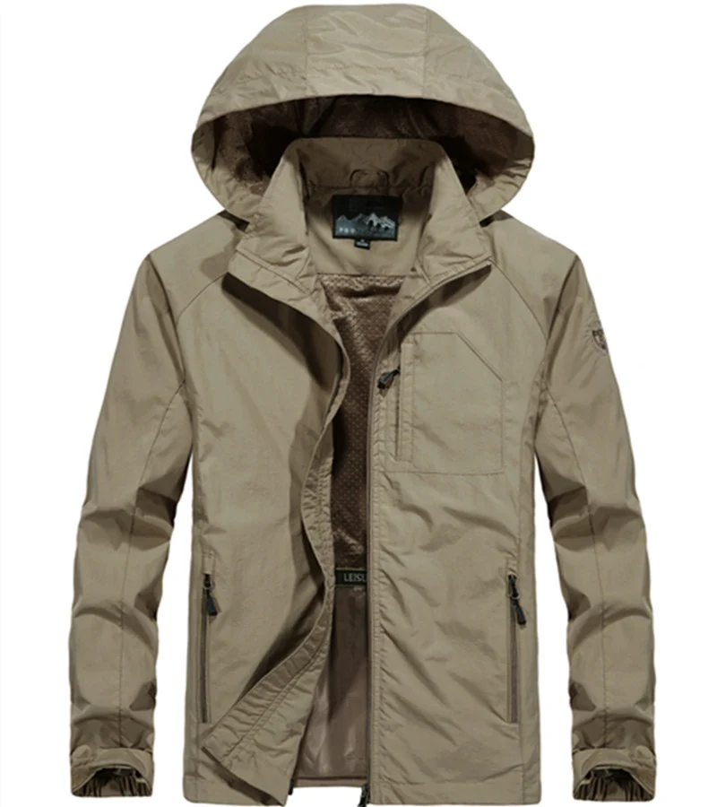 Herren Leichte Allwetter-Fieldjacke mit Kapuze, Mesh‑Innenfutter und Reißverschlusstaschen Nord Taschen