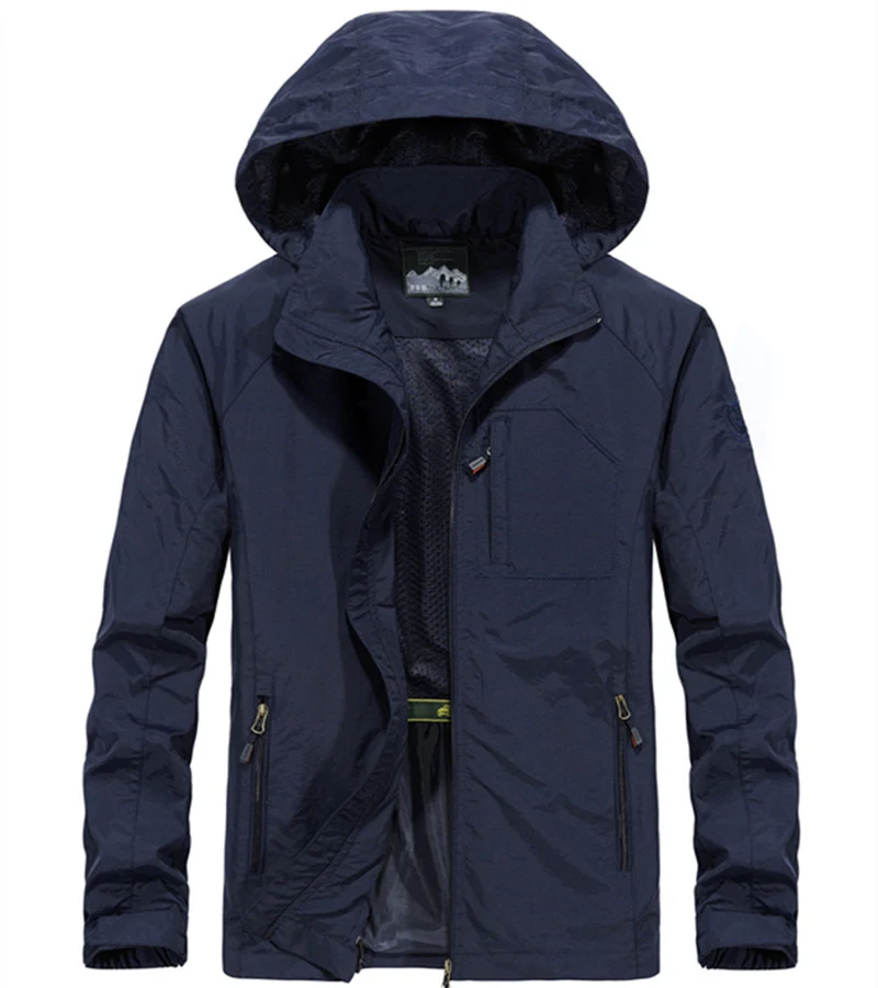 Herren Leichte Allwetter-Fieldjacke mit Kapuze, Mesh‑Innenfutter und Reißverschlusstaschen Nord Taschen