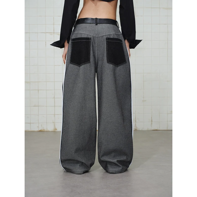 Damen Wide-Leg Cargo-Jeans mit aufgesetzten Grafik-Patches und Kontraststreifen Nord Taschen