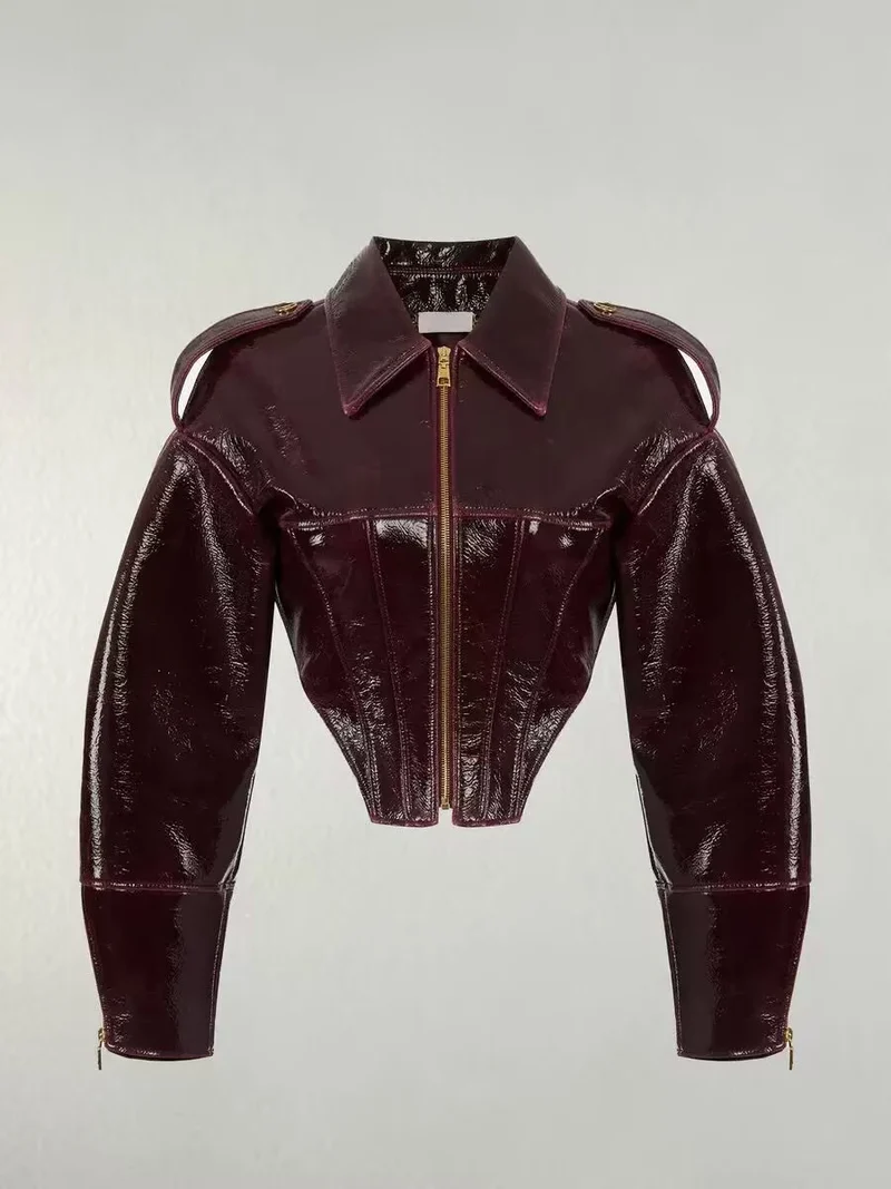 Damen kurz geschnittener Lackoptik-Blouson mit tailliertem Korsett-Schnitt Nord Taschen