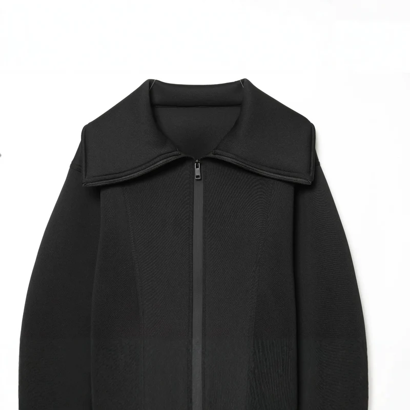 Damen Gekürzte strukturierte Jacke im Neopren‑Look mit weitem Schalkragen Nord Taschen