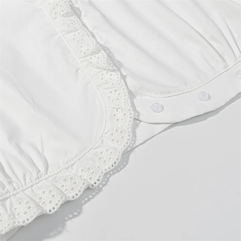 Damen Gekürzte Spitzenbolero‑Bluse mit Stehkragen und Lochstickerei Nord Taschen
