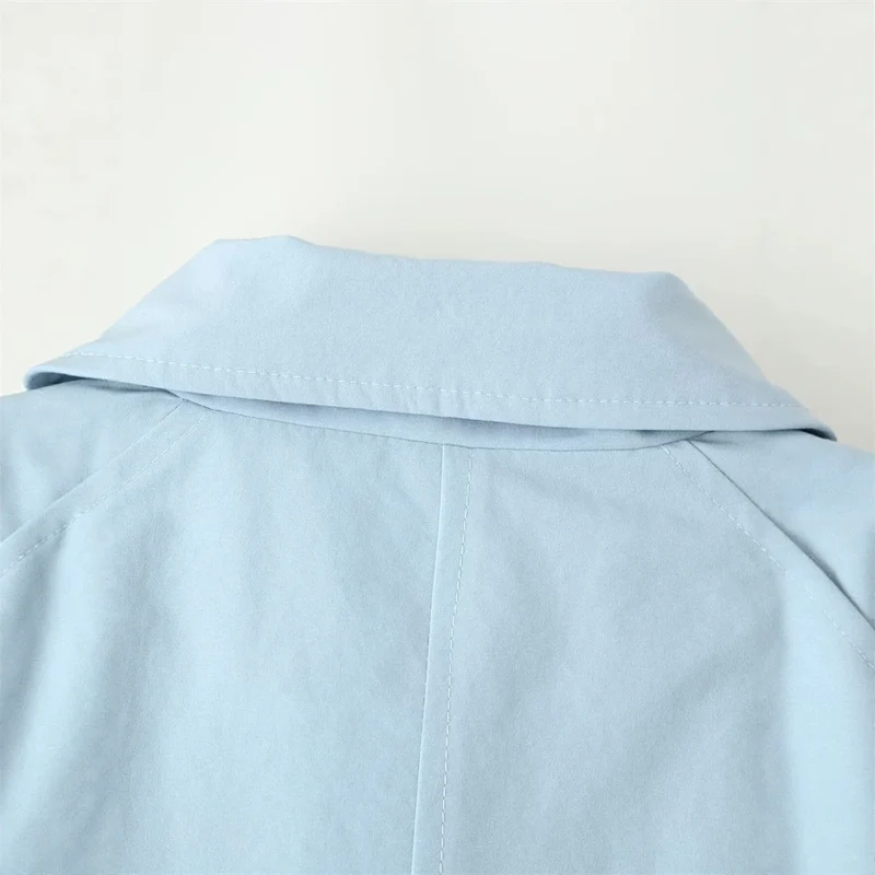 Damen langer taillierter Trenchcoat mit Bindegürtel und Hemdkragen Nord Taschen