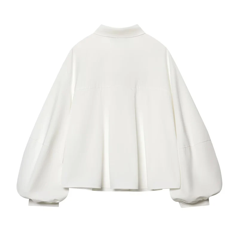 Damen weit geschnittene Oversize-Bluse mit Ballonärmeln und Hemdblusenkragen Nord Taschen