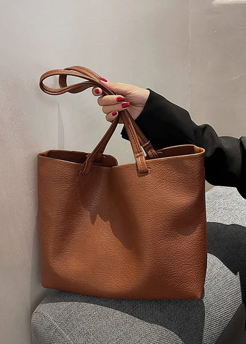 Geräumige Damen Schultertasche Aus Weichem Leder - Vittorelli