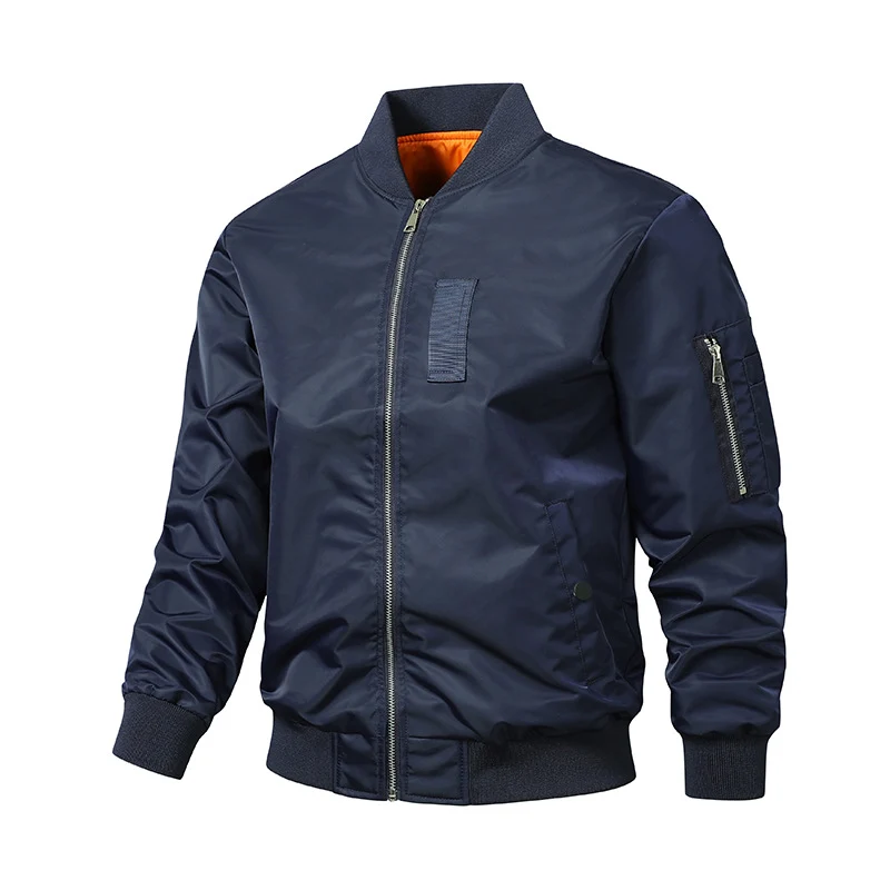 Herren Urbaner Nylon-Bomber mit Utility-Ärmeltasche und leichter Thermoisolierung Nord Taschen