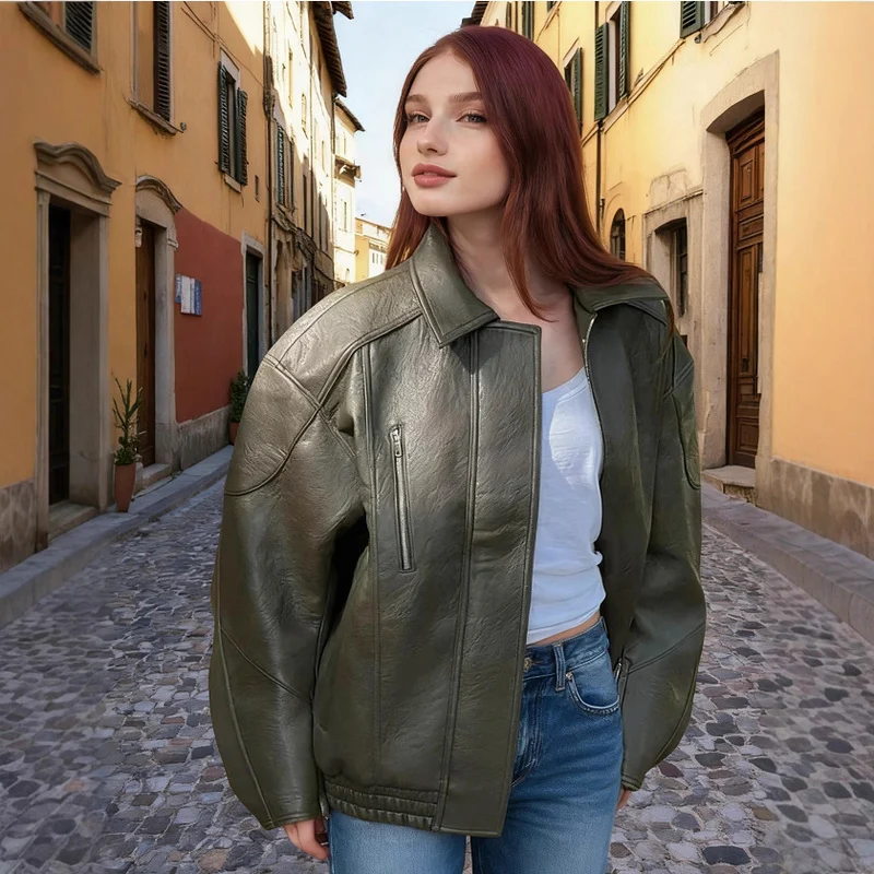 Damen Oversized Kunstleder-Bomberjacke mit elastischem Saum, verdeckter Druckknopfleiste und schräger Reißverschlusstasche Nord Taschen
