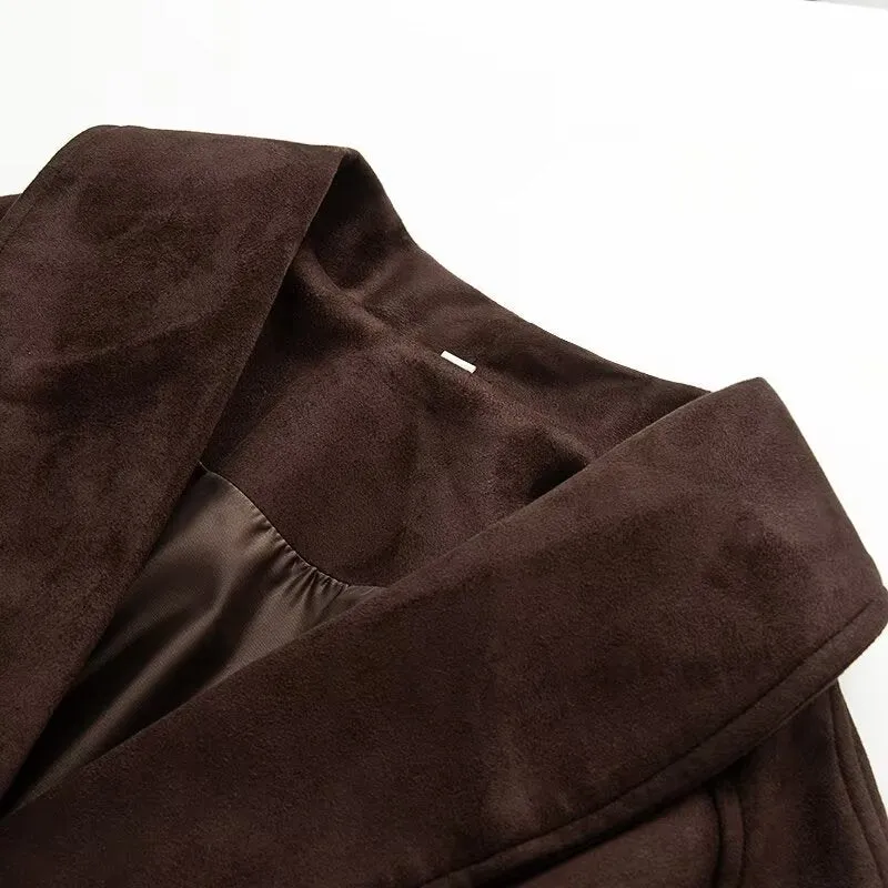 Damen Kurzmantel im Kimono-Style aus Veloursoptik mit weitem Schalkragen und Taillengürtel Nord Taschen