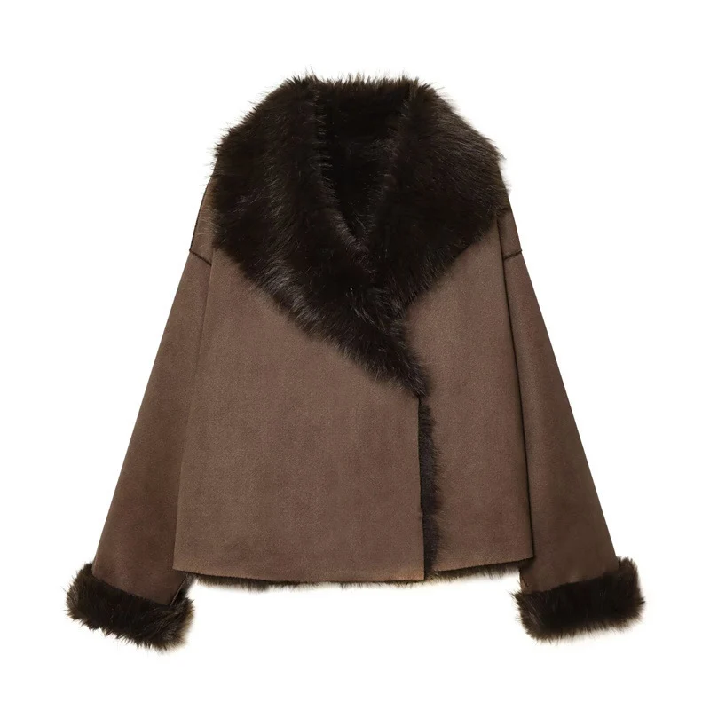 Damen Kurzjacke in Lammfell‑Optik mit voluminösem Fellkragen und gekürzten Ärmeln Nord Taschen