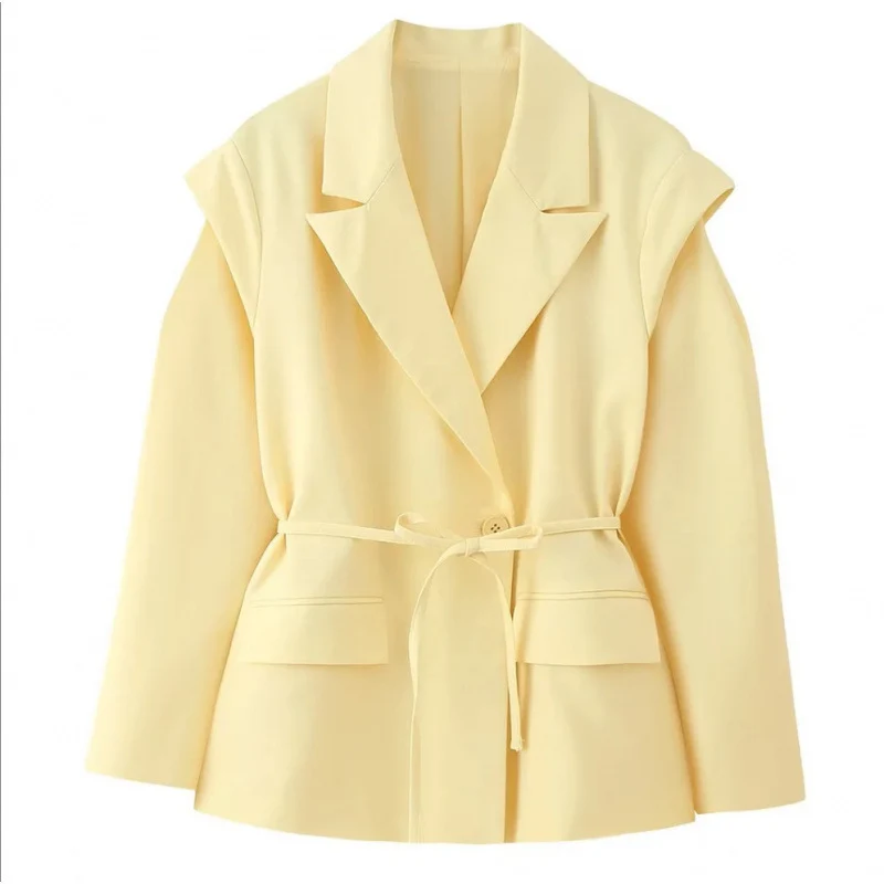 Damen Taillierter Blazer mit zarter Bindeband-Taille, betonter Schulterpartie und Pattentaschen Nord Taschen