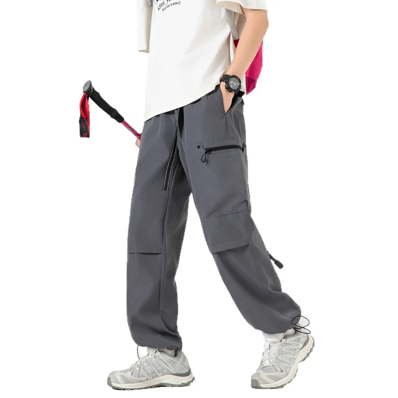 Damen Weite Utility-Cargohose mit verstellbarem Beinabschluss und Multifachtaschen Nord Taschen
