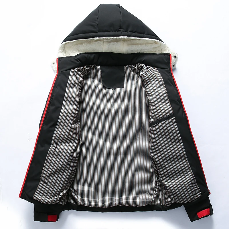 Herren Steppjacke mit Teddyfellkapuze und Chevron-Steppung Nord Taschen