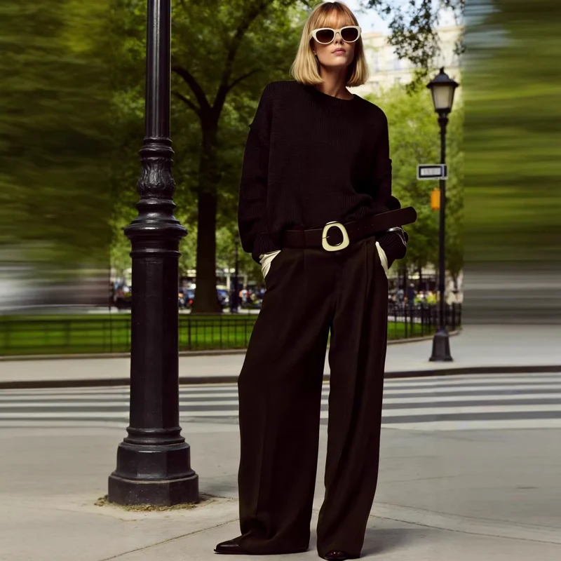 Damen hochtaillierte Culotte-Hose mit weitem Bein, Bundfalten und Statement-Gürtel Nord Taschen