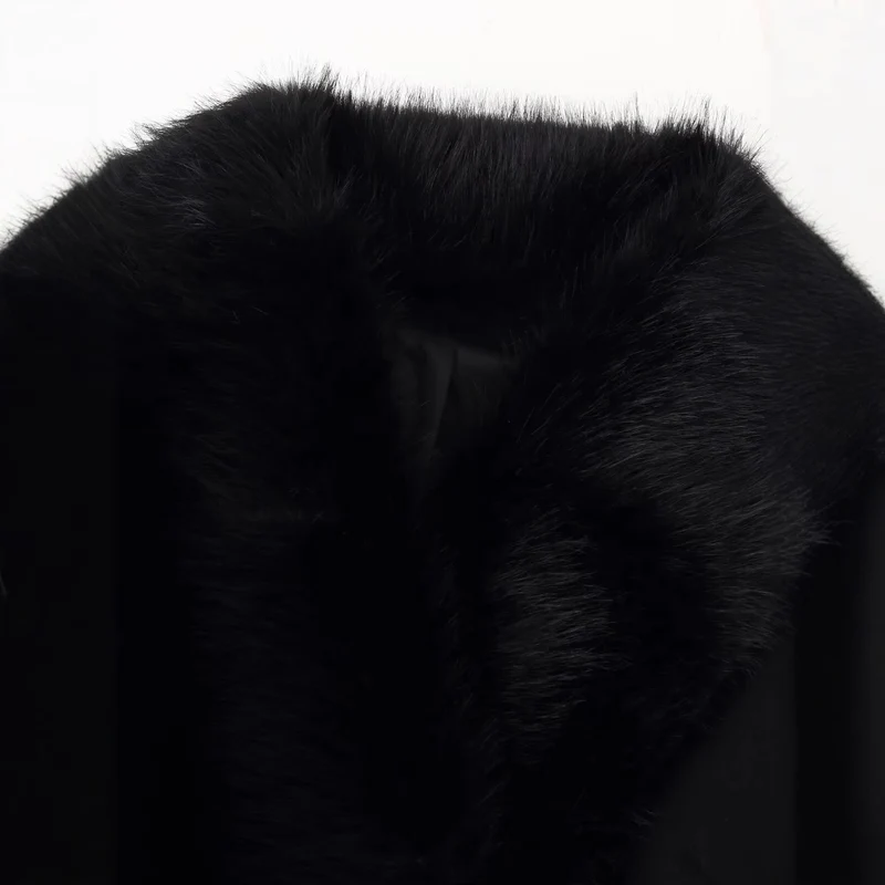 Damen Eleganter Wollmantel mit großem Kunstfellkragen und Bindegürtel Nord Taschen