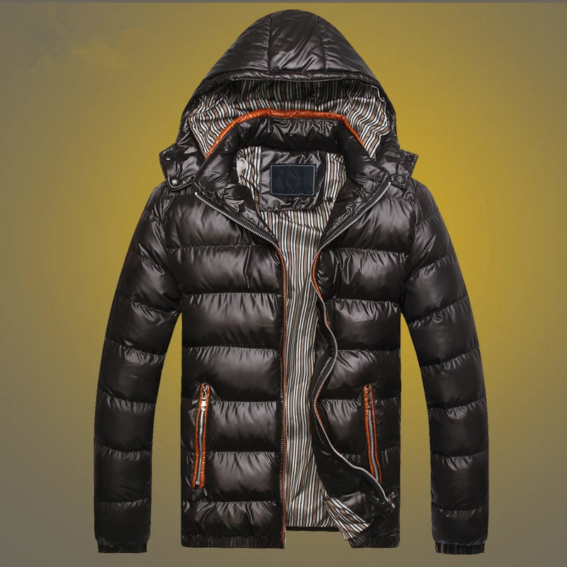 Herren Gefütterte Stepp-Expeditionsjacke mit Kunstfellkapuze und Frontmix-Taschen Nord Taschen