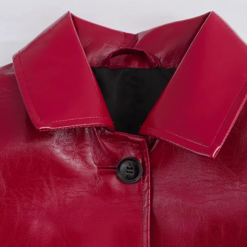 Damen Glänzende Kunstleder-Blusenjacke im Boxy‑Schnitt mit Hemdkragen Nord Taschen