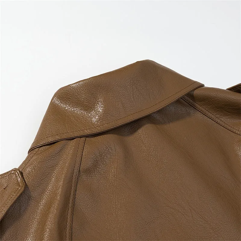 Damen Cropped Kunstleder-Trenchjacke mit Taillengürtel, Doppelreiher und Schulterklappen Nord Taschen