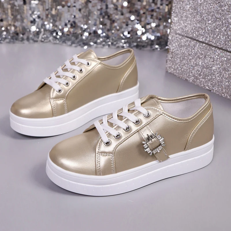Damen modische Plateausneakers aus hochwertigem mit dekorativem Kristallbesatz