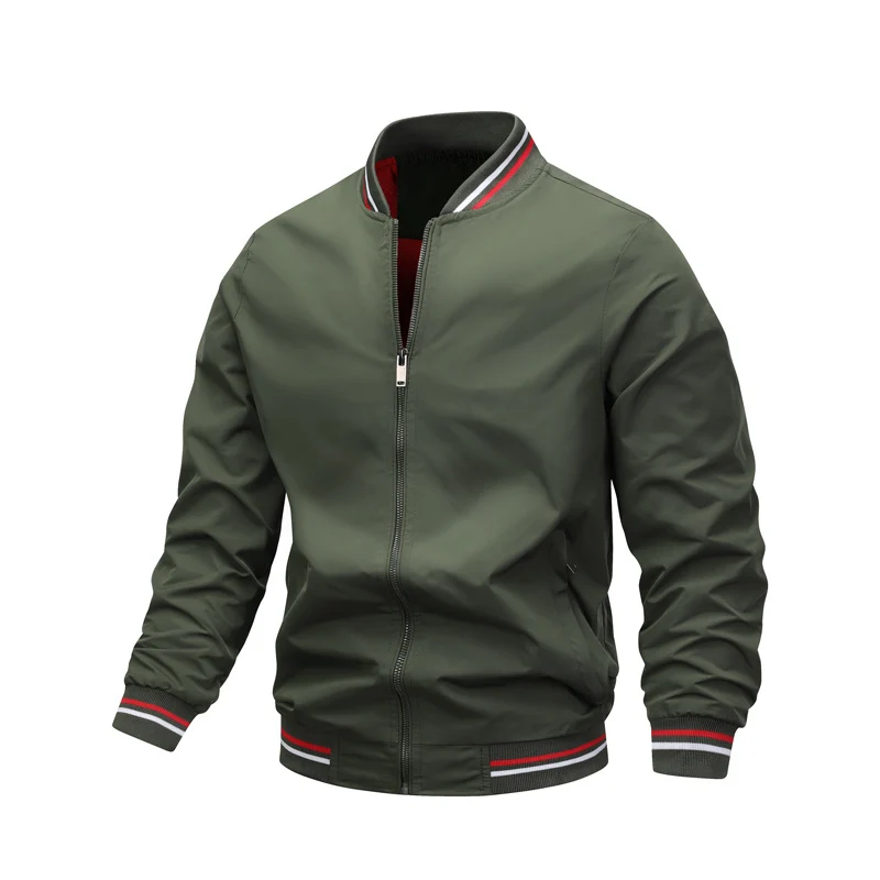 Herren Leichter Bomberblouson aus technischem Nylon mit gestreiften Rippbündchen und kontrastiertem Innenfutter Nord Taschen