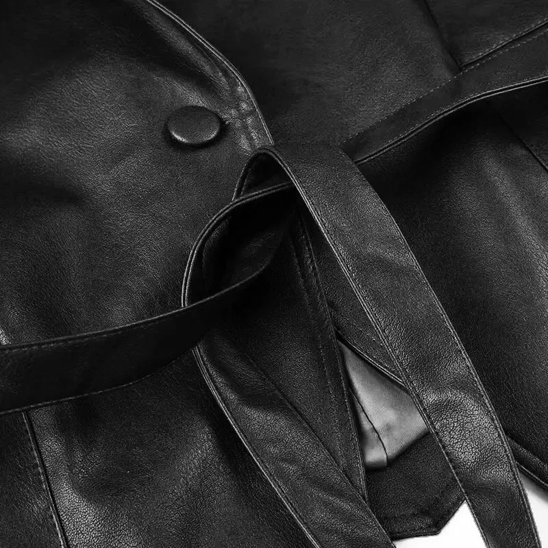 Damen Taillierte Kunstlederjacke mit Bindegürtel und Schulterschnürung Nord Taschen