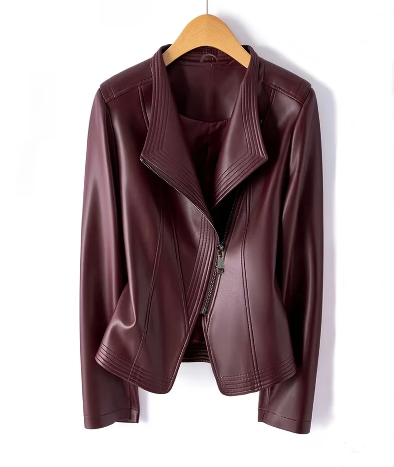 Damen Taillierte Kunstlederjacke mit asymmetrischem Reißverschluss und Ziersteppungen Nord Taschen